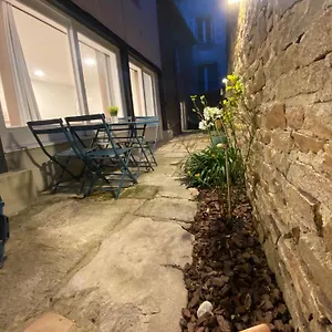 Ty Guenhael Petite Maisonnette Avec Exterieur Intra-muros Proche Port De Appartement