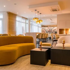 Kyriad Prestige Centre-palais Des Arts Vannes